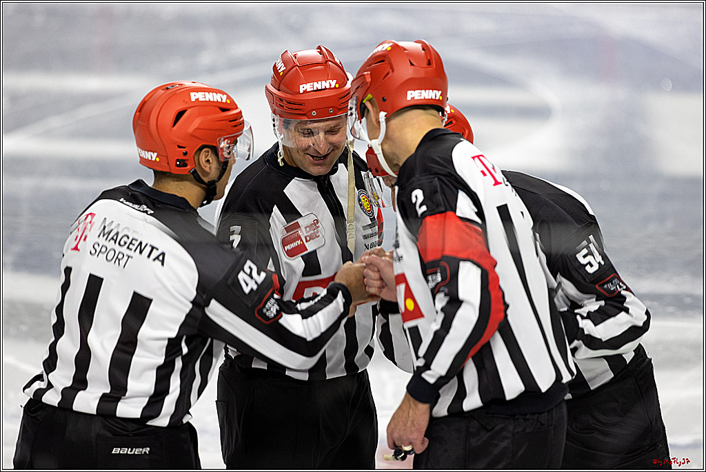 PENNY DEL;  Kölner Haie - Nuernberger Ice Tigers; Köln, 18.11.2022